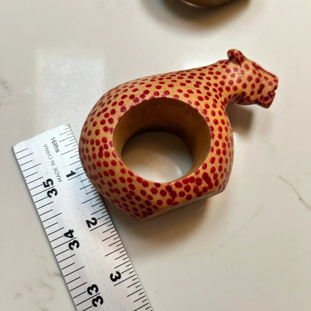 Hand Carved Wooden Safari Animal Napkin‎ Rings Set of 5 Lion Elephant Giraffe